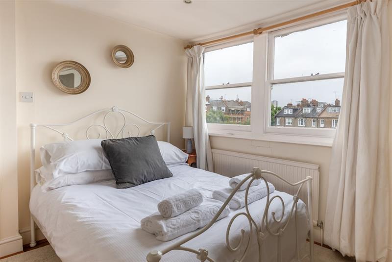 Panoramic Family In Maida Vale Apartment *