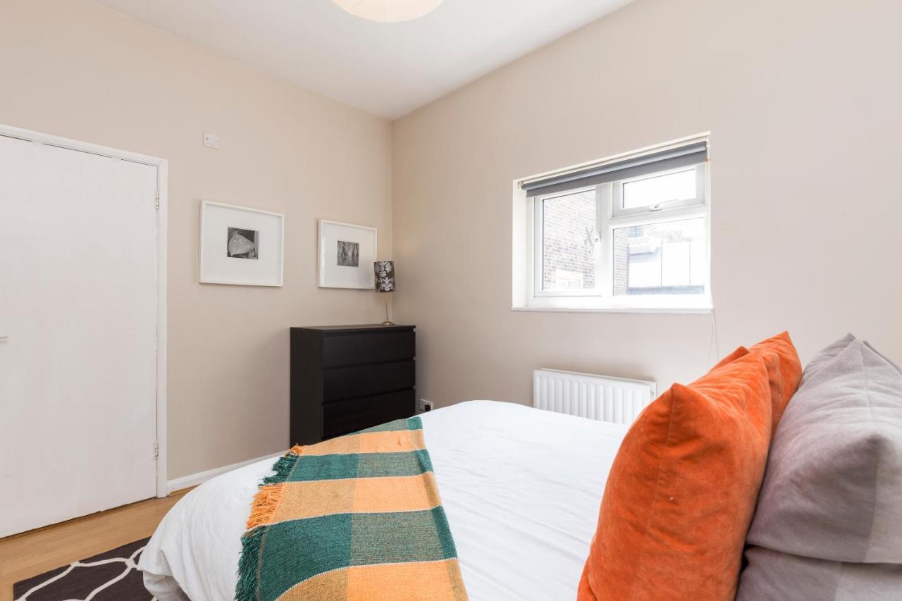 Apartment Modernised 1 And 2 Bedrooms Option Terrace And Balcony High Street