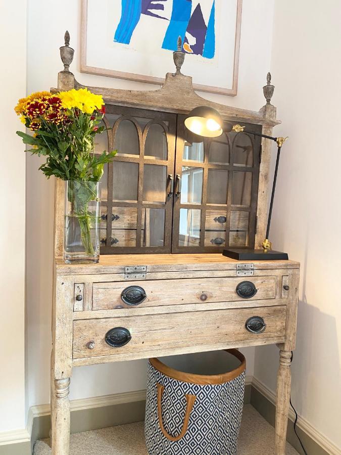 Stylish In Pimlico & Westminster * London
