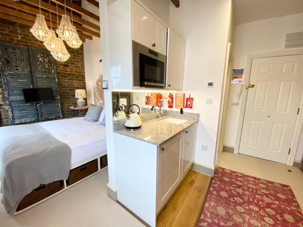 Stylish In Pimlico & Westminster Apartment