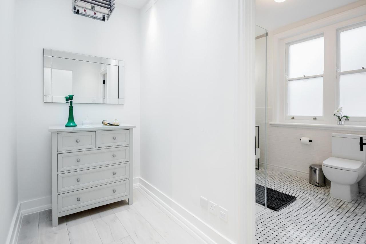 Kula - Covent Garden St Martin's Lane Apartment London