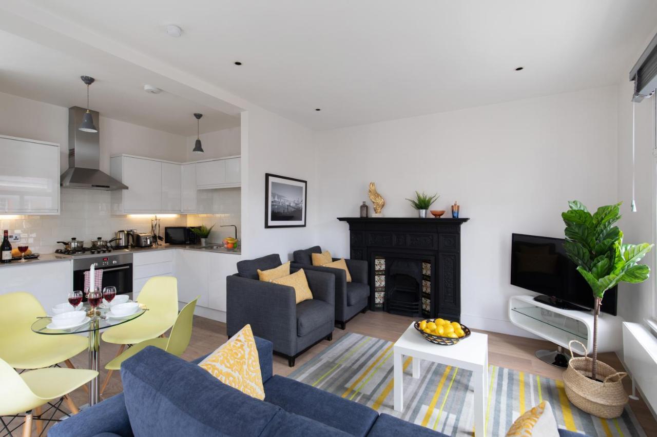 Homely - West End * London