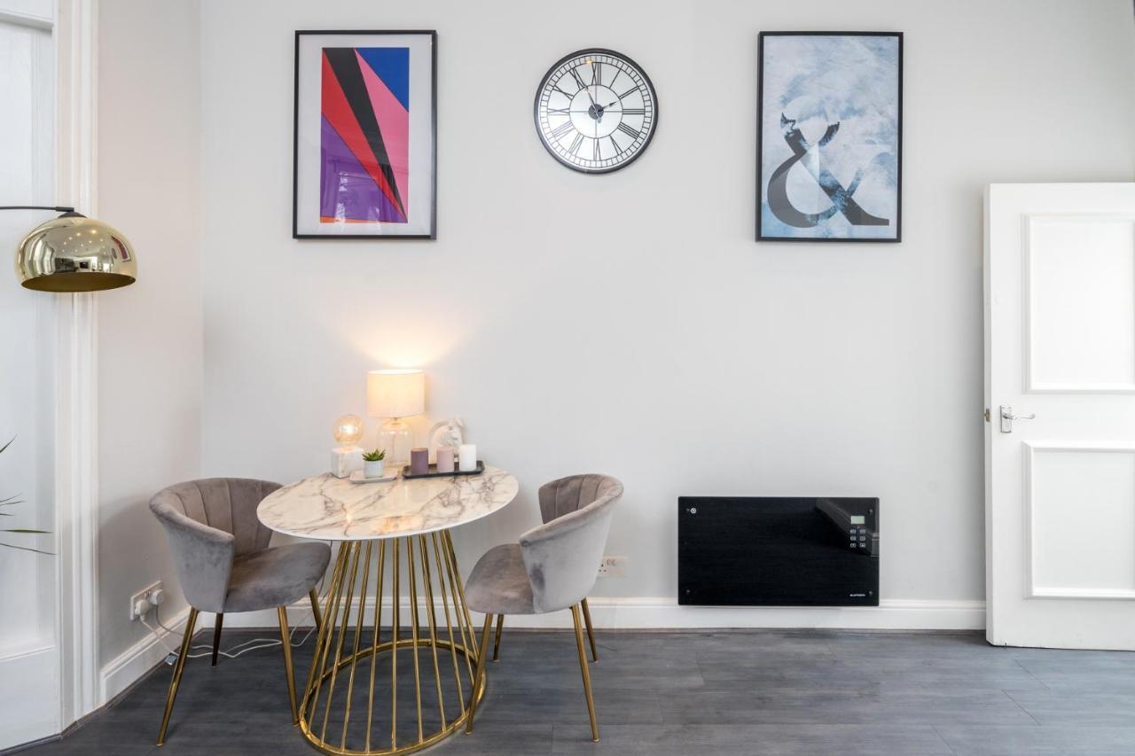 Kensington Modern