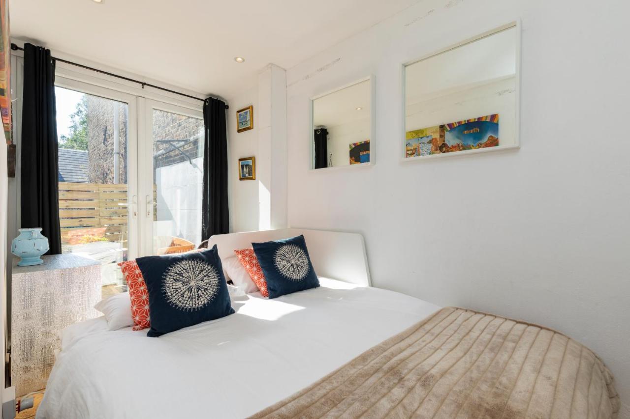 Modernised 1 And 2 Bedrooms Option Terrace And Balcony High Street Apartment London