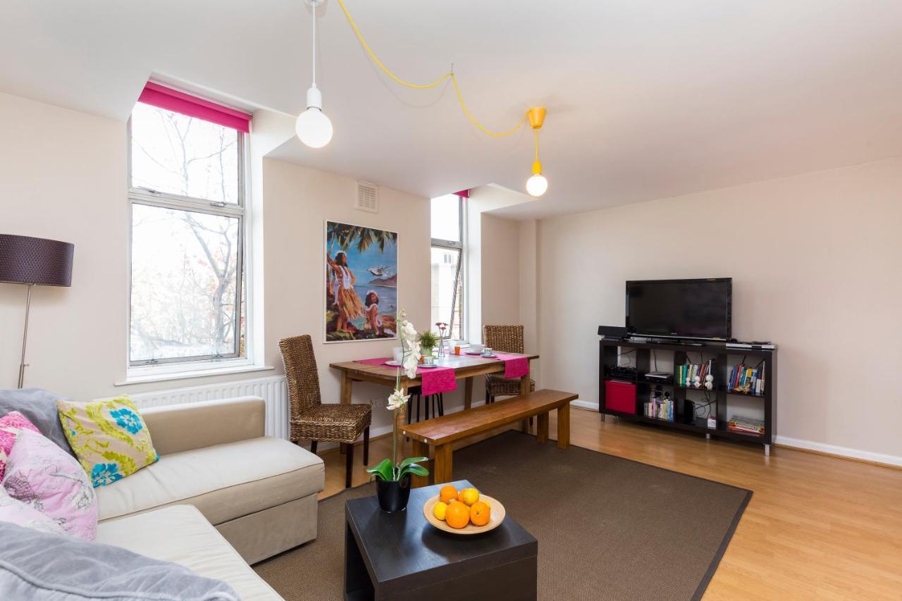 Modernised 1 And 2 Bedrooms Option Terrace And Balcony High Street Apartment London