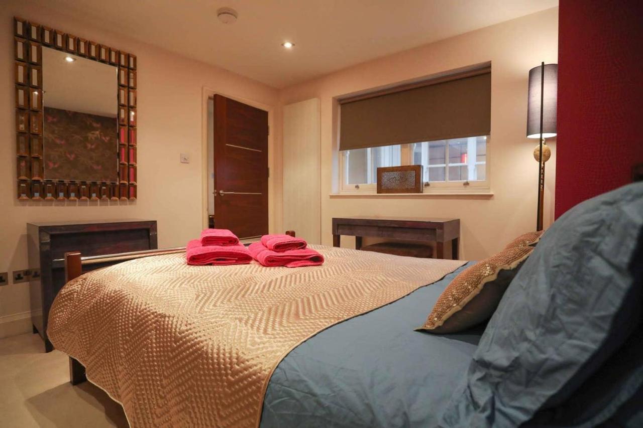 Lovely 2 Bed Garden Flat Warren Street Apartment *