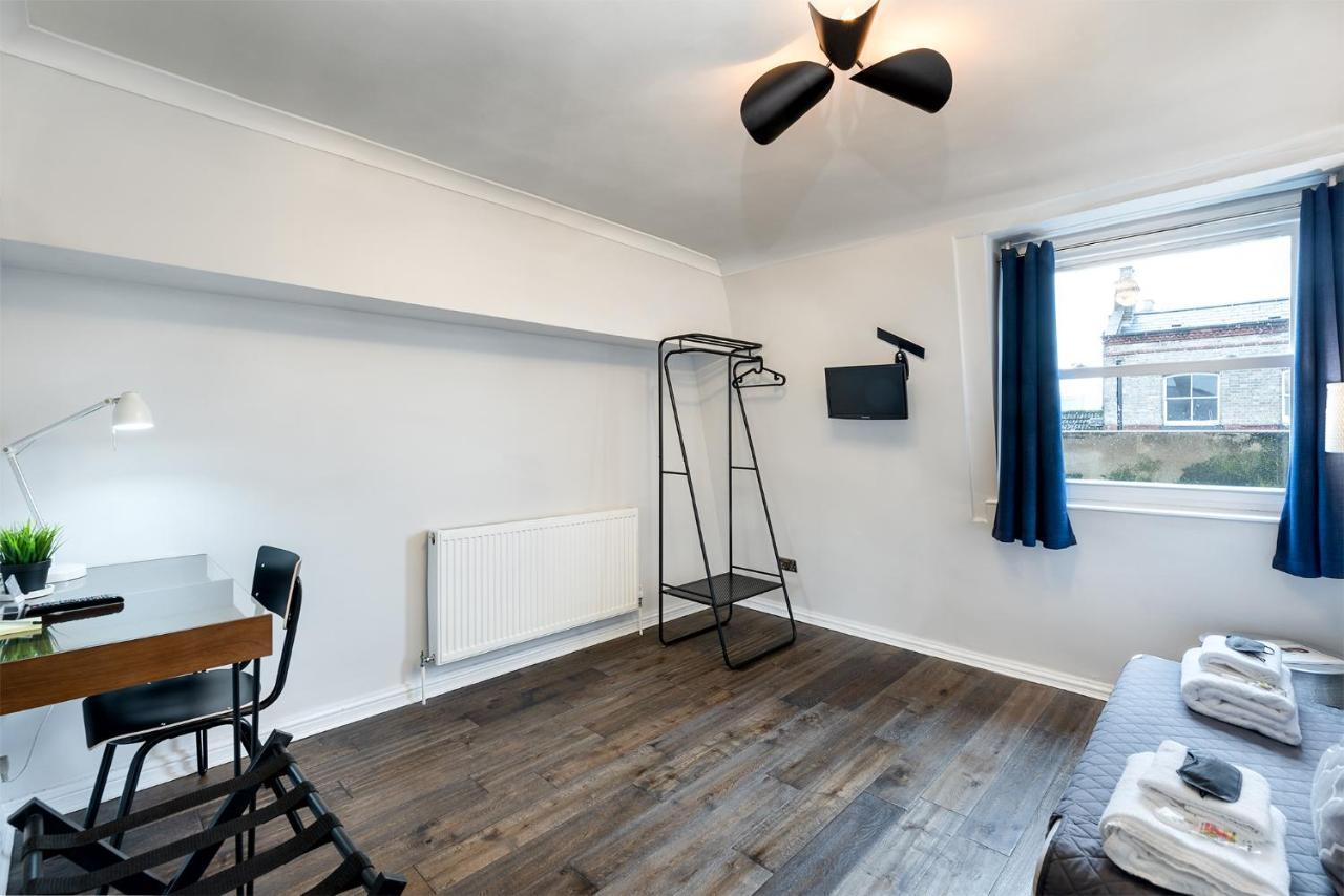 Hsa - Shoreditch London