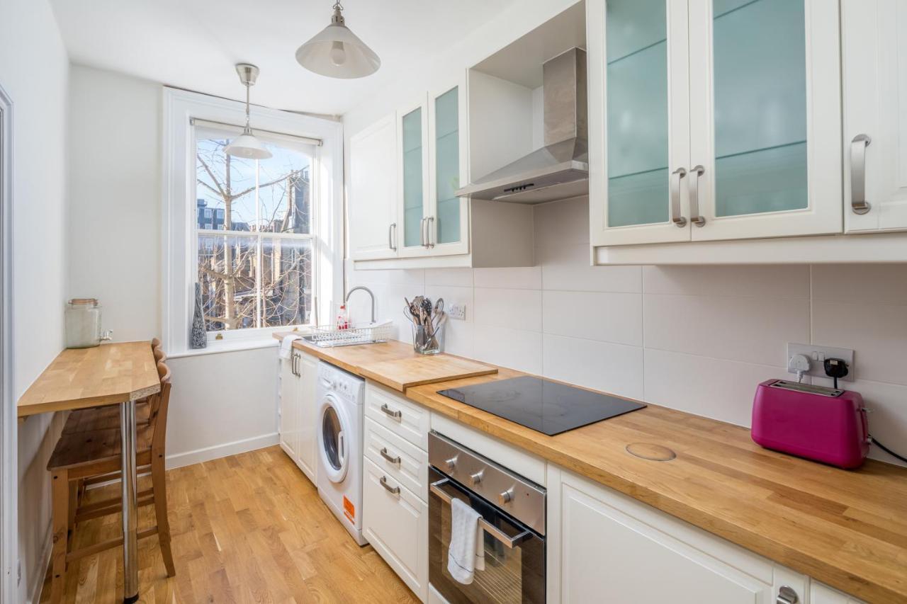 Lovely Flat In Kensington Apartment *