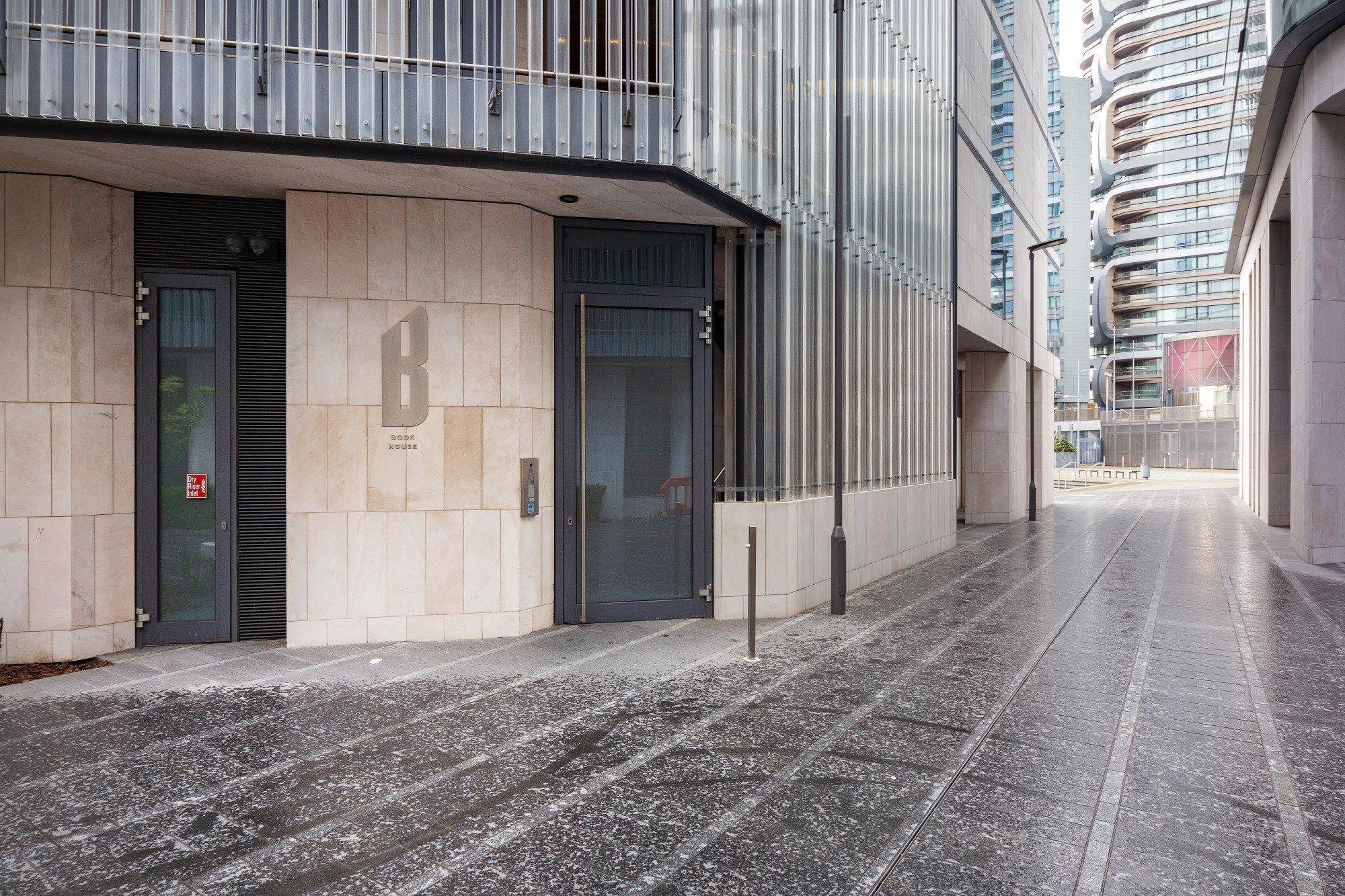 Lexicon Book House Apartment *