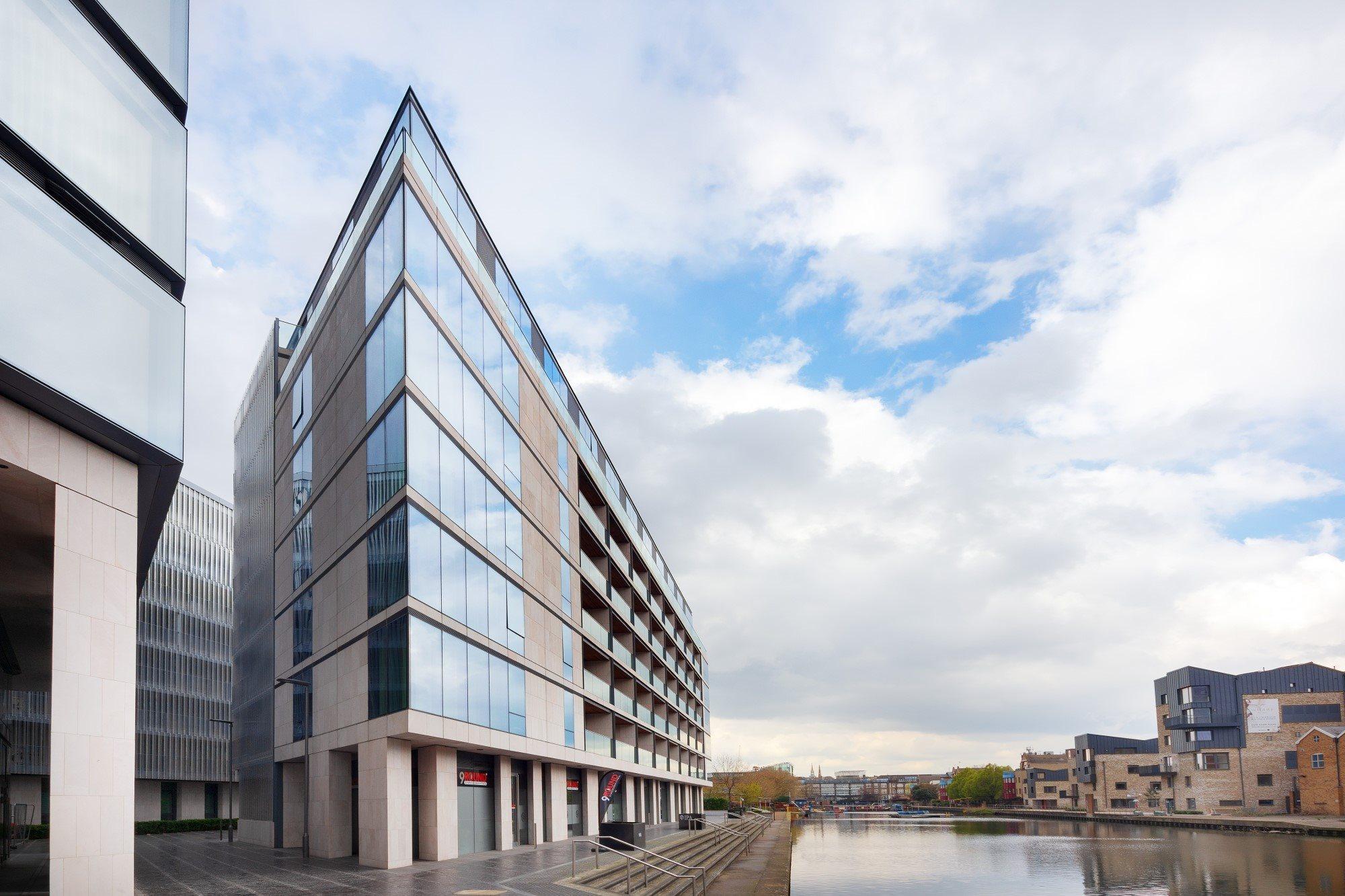 Lexicon Book House Apartment