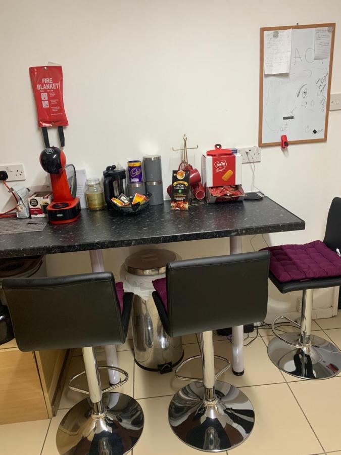 145 Burnley Road * London