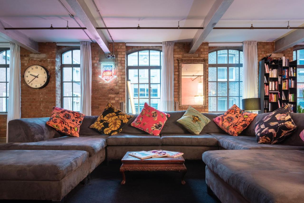 Amazingly Luxurious Loft Apartment, Soho - 3 Bedrooms, 2 Bath & Office Apartment