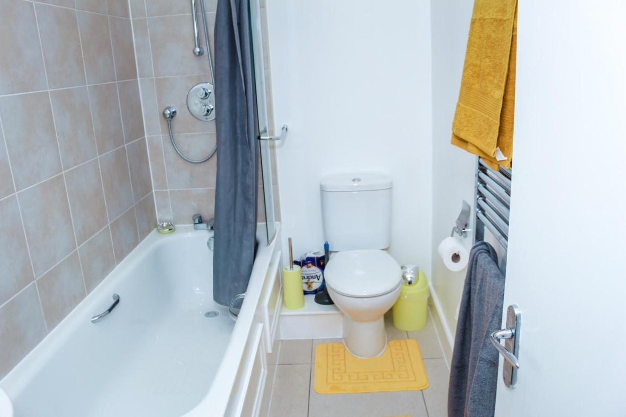 Camden Large 2 Bedroom Flat *