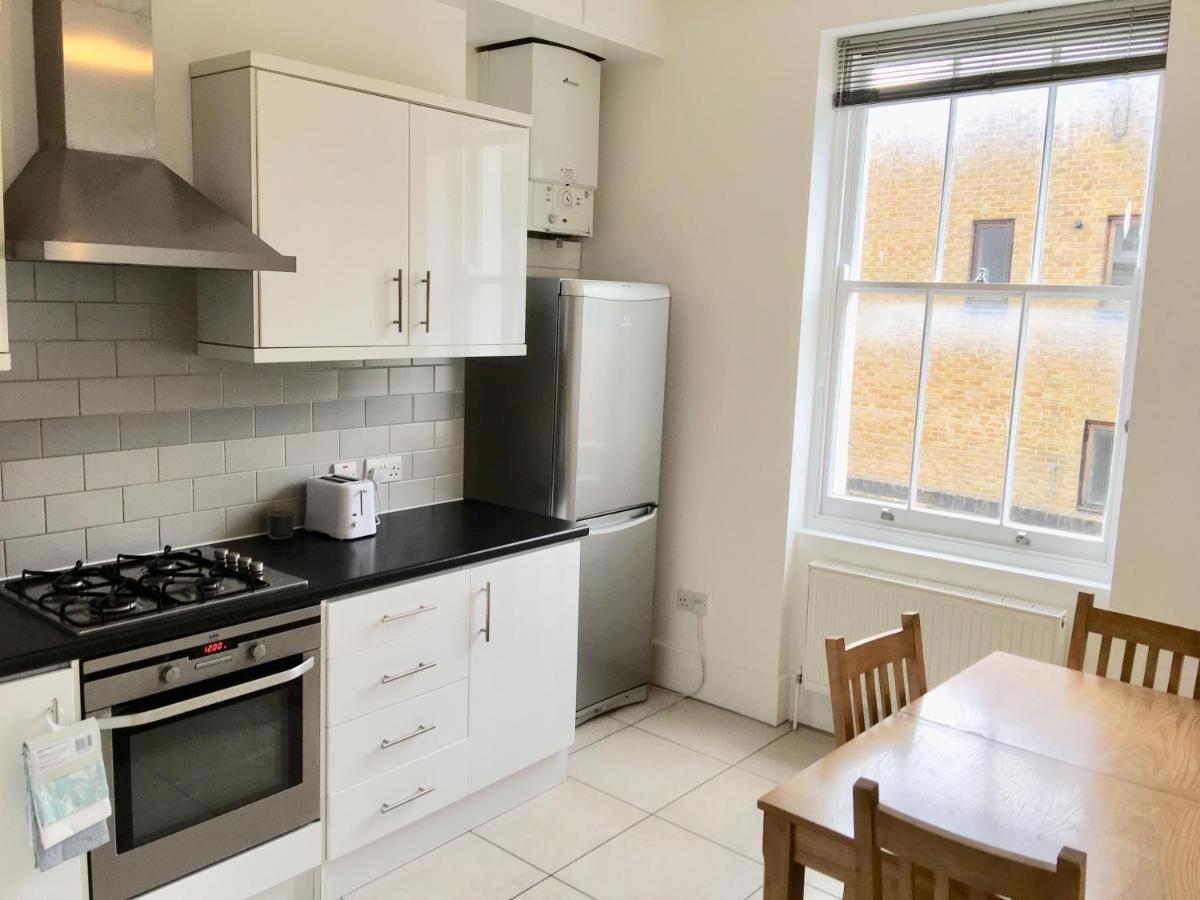 Camden Large 2 Bedroom Flat *