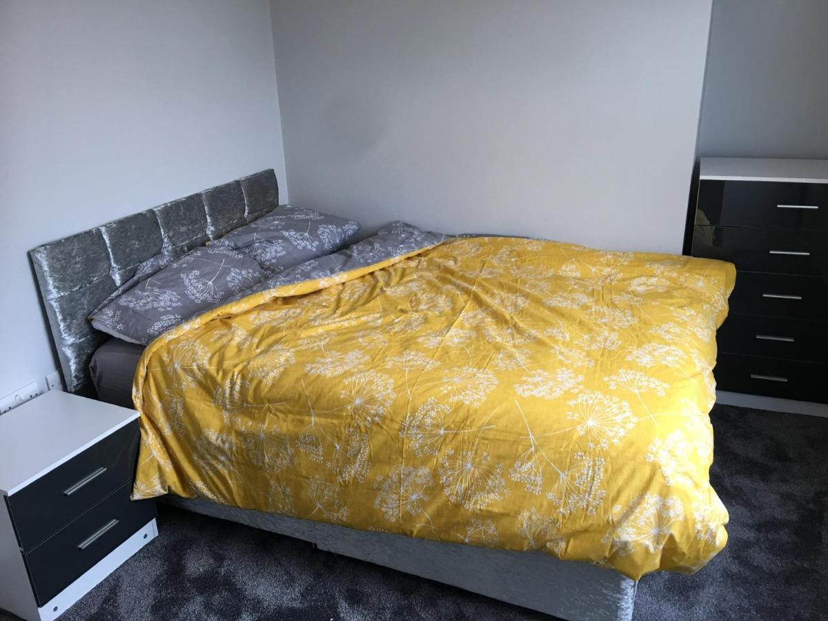 Camden Large 2 Bedroom Flat *