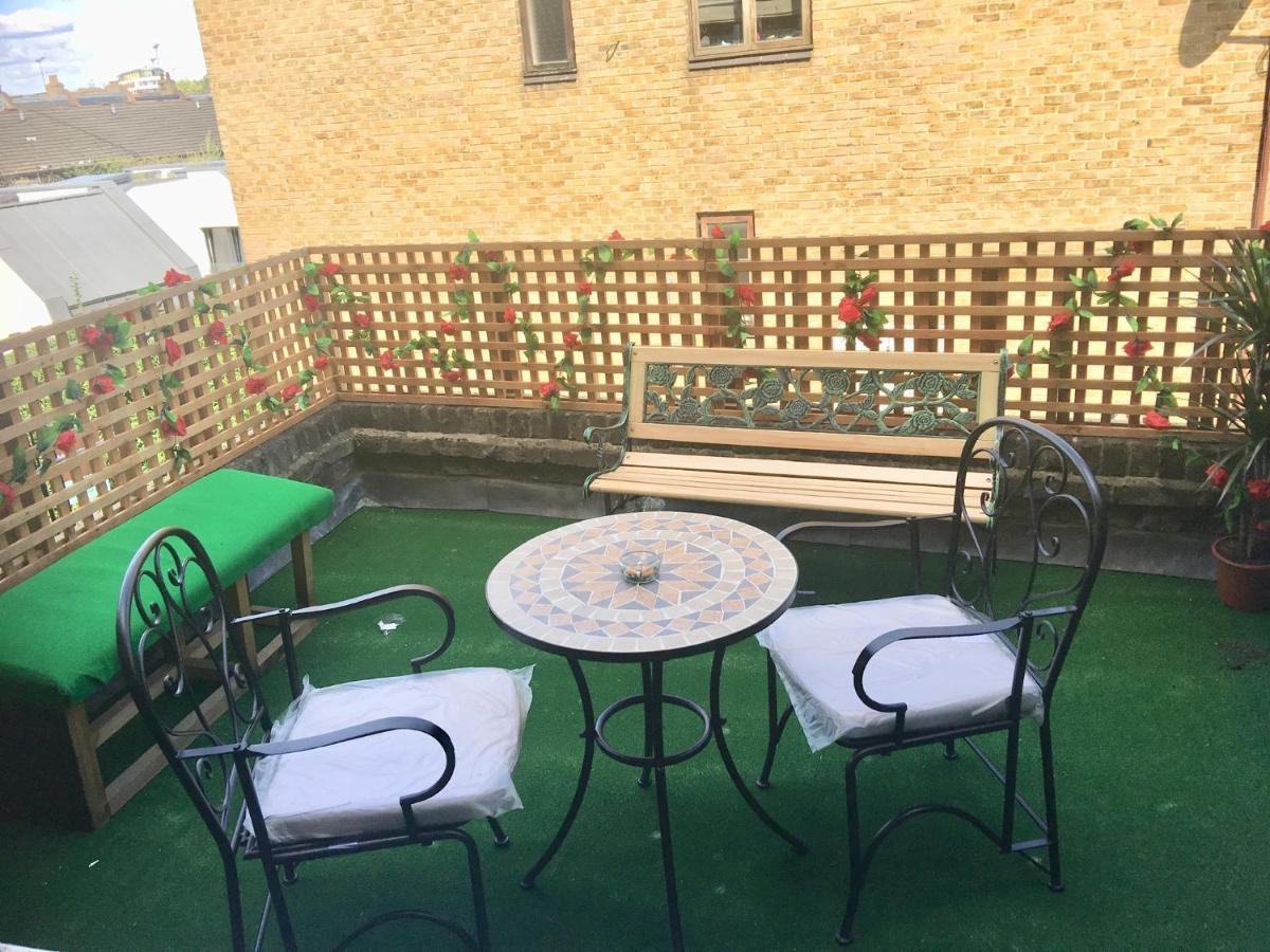 Camden Large 2 Bedroom Flat * London