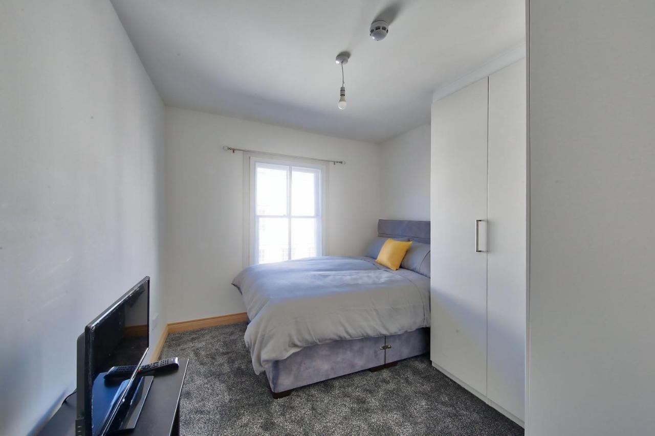 Clapham Junction Aparthotel London