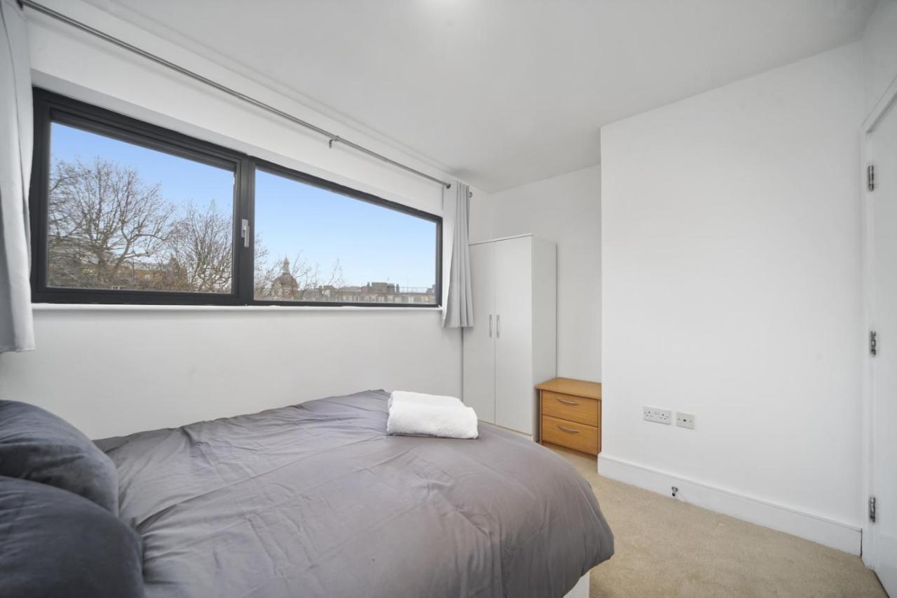 Modern 2 Bed By Tower Bridge Bridge Apartment