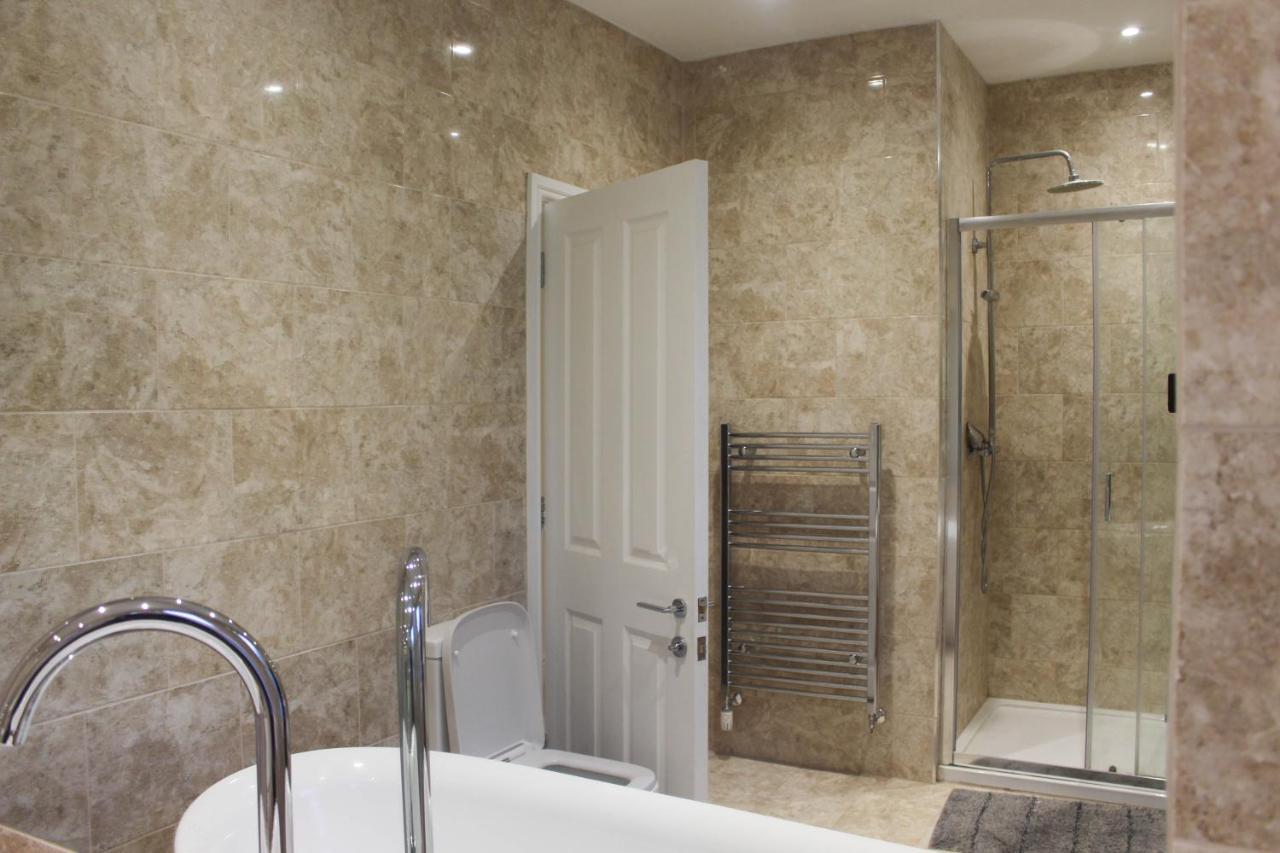 Homestay Blythe Park House London