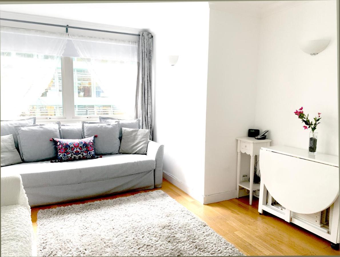 Elegant Fitzrovia 2-bed Nr Oxford Street Helpful Informative Host London