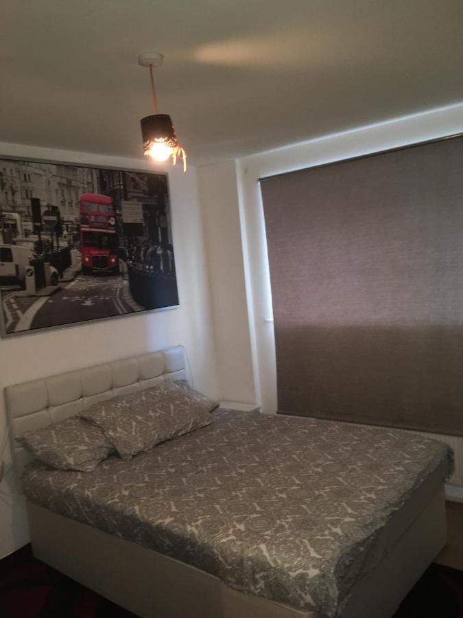 Apartment 1 Bed Near Canary Wharf Centre