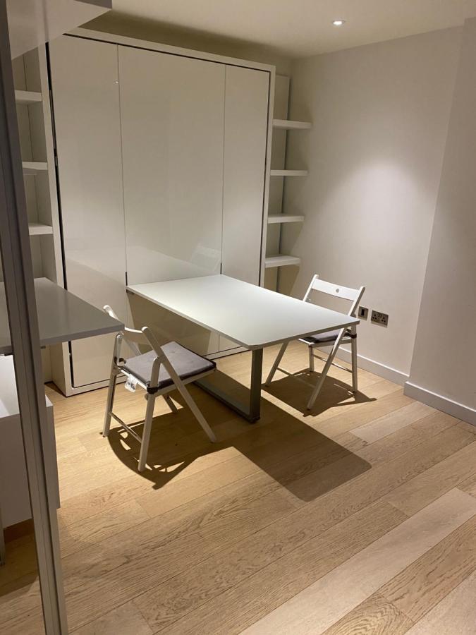 Apartment Luxury Canary Wharf One Bedroom In The Heart Of *