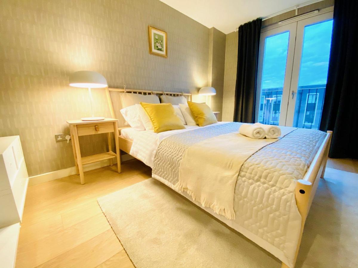 Apartment New Luxury 3-bed In The Heart Of The Olympic Park