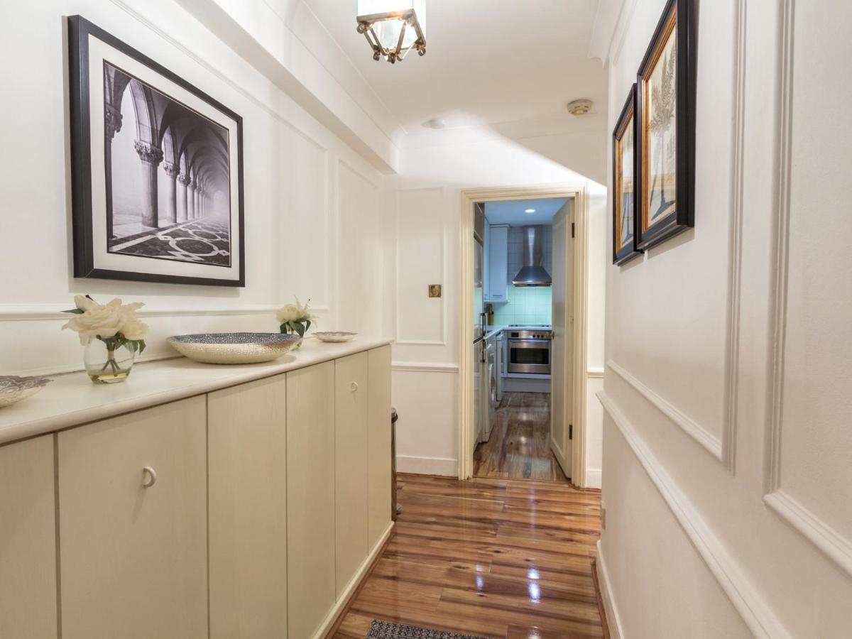 Comfortable One Bed In Central Apartment London