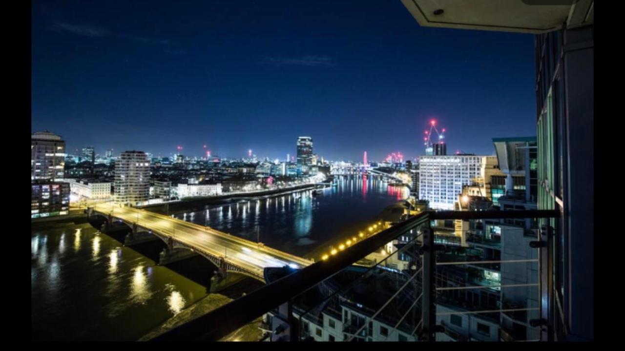 River View * London