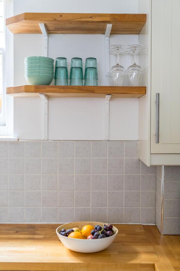 Modern Flat With Patio In Pimlico Apartment London