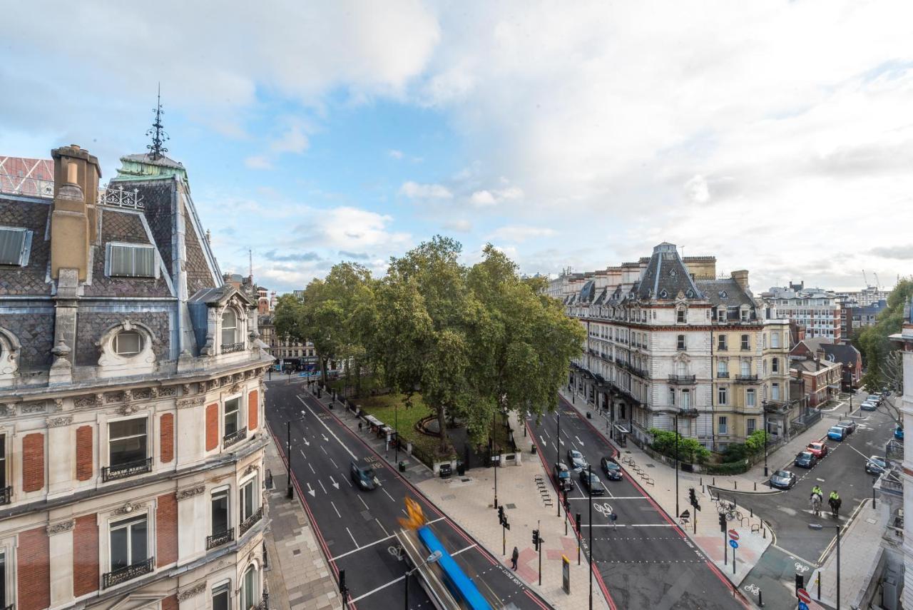 Grosvenor Gardens By Capital Apartment London