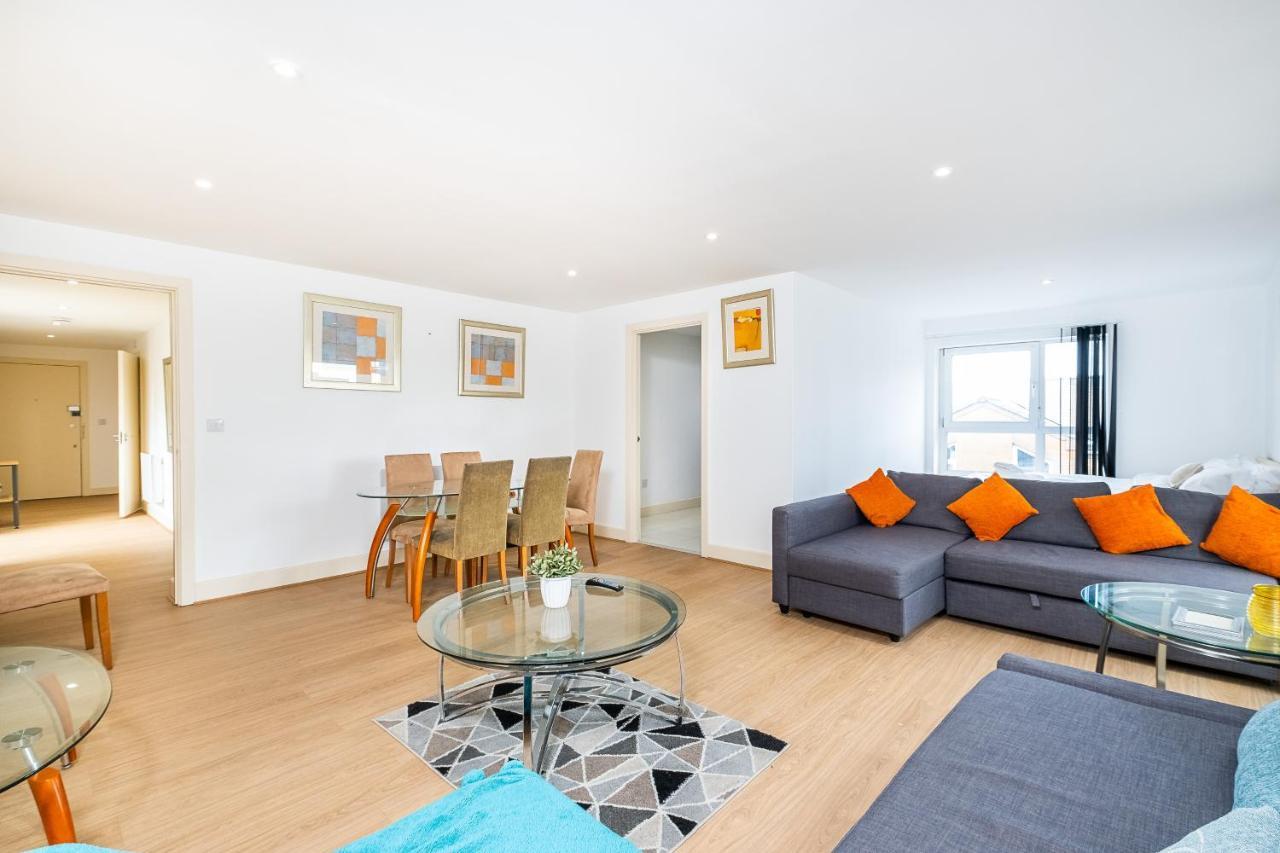 Apartment Canary Wharf/docklands/excel Spacious Apt E14 *