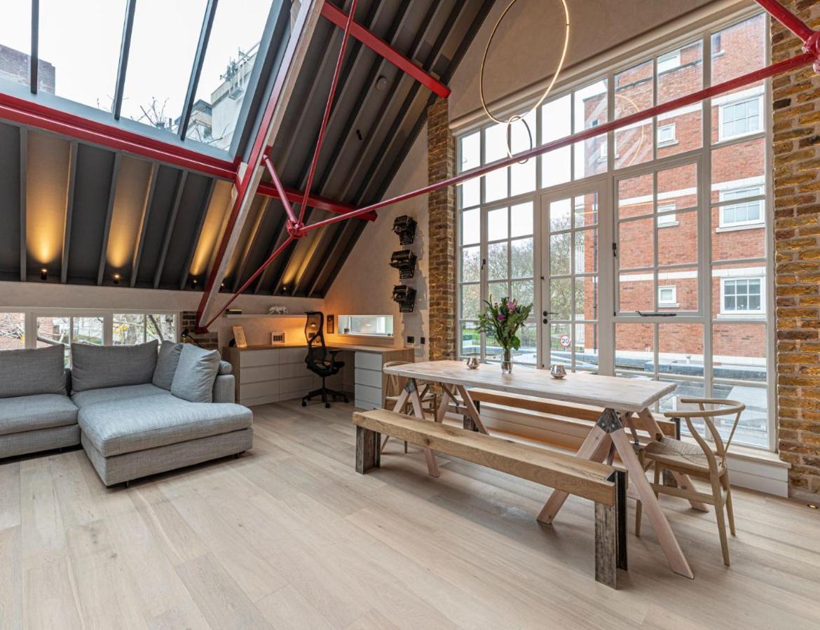 Joivy Stylish 1-bed Loft Near Battersea Park, South Apartment *