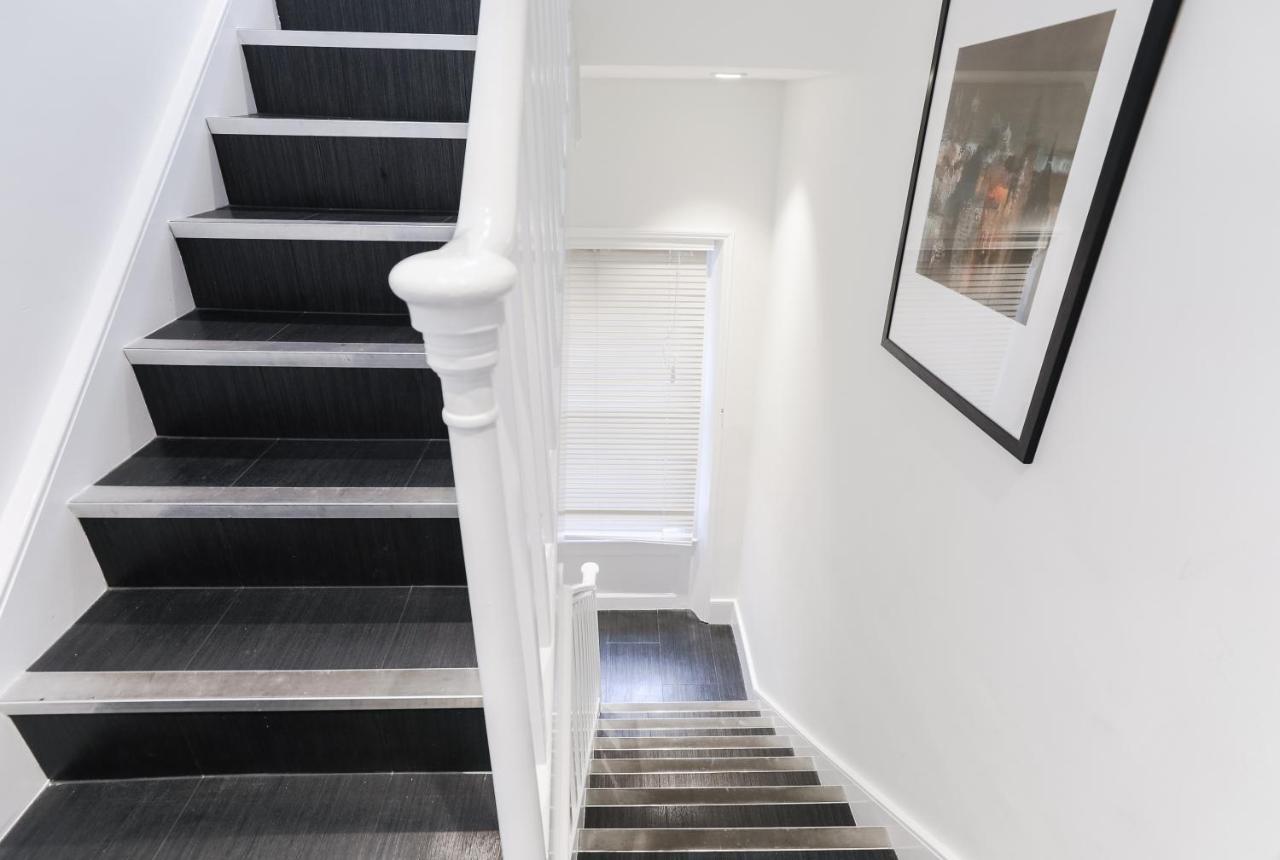 Oxford Street Aparthotel 3*