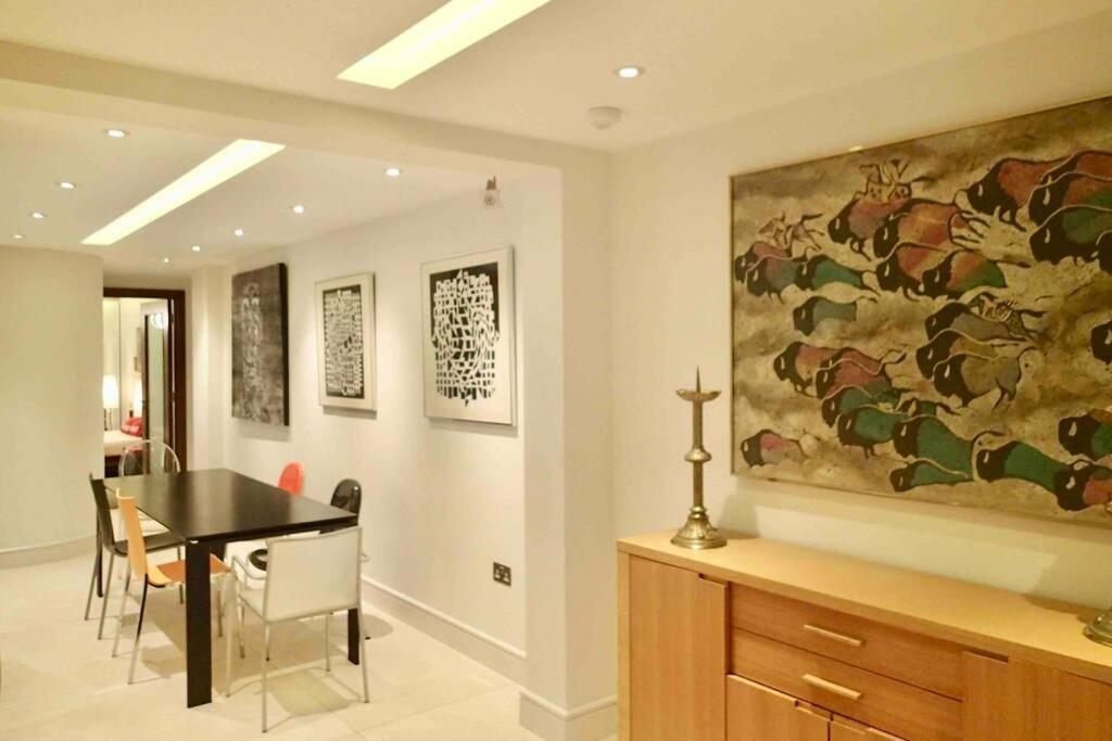 Stylish Large Cool 3 Bed 3 Bath Marylebone +ac Apartment