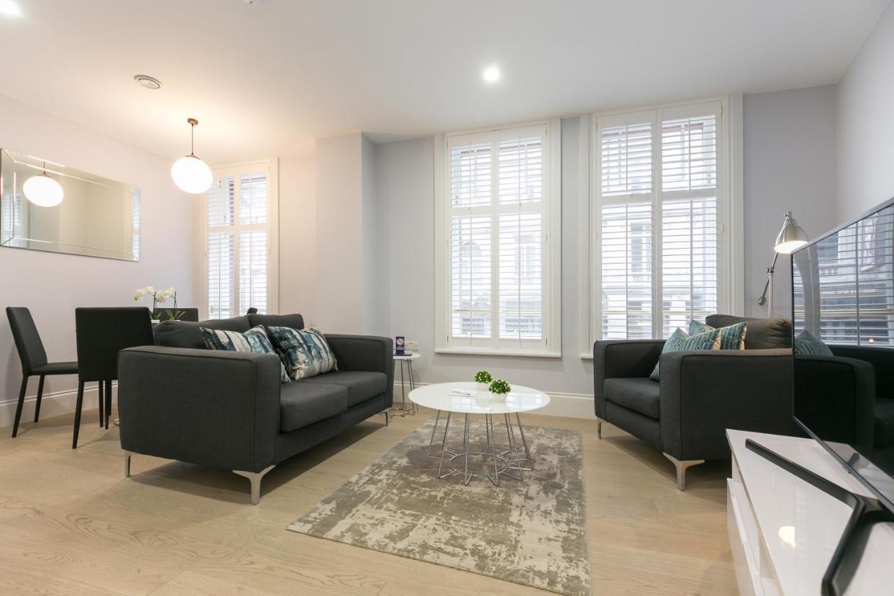 Urban Chic - Shaftesbury Apartment *