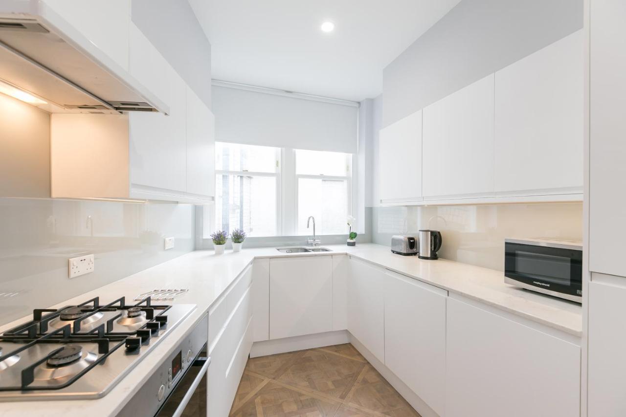 Urban Chic - Shaftesbury Apartment London