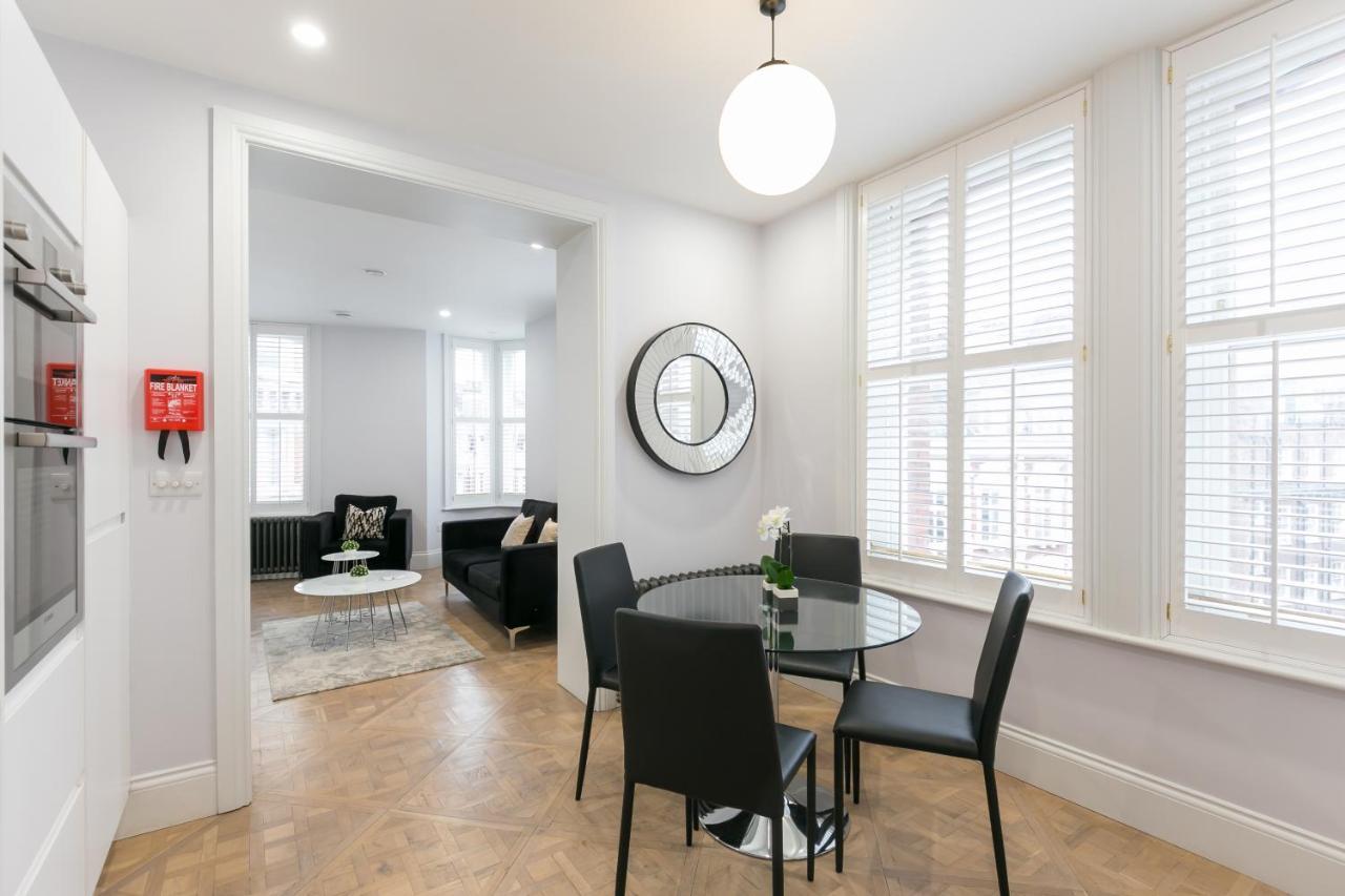Urban Chic - Shaftesbury London