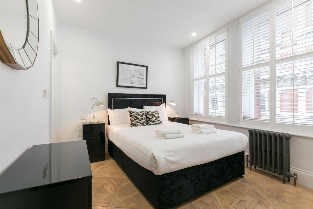 Urban Chic - Shaftesbury Apartment London