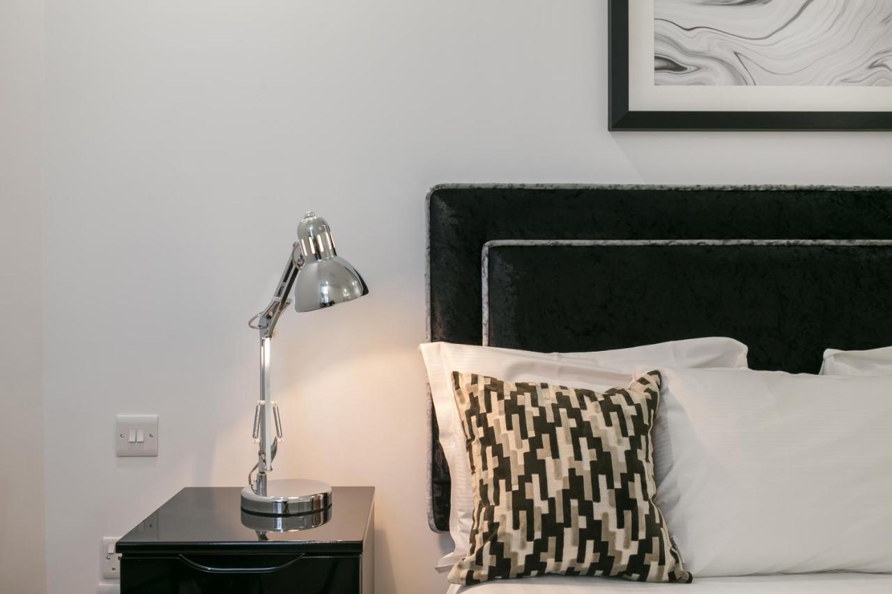 Urban Chic - Shaftesbury London
