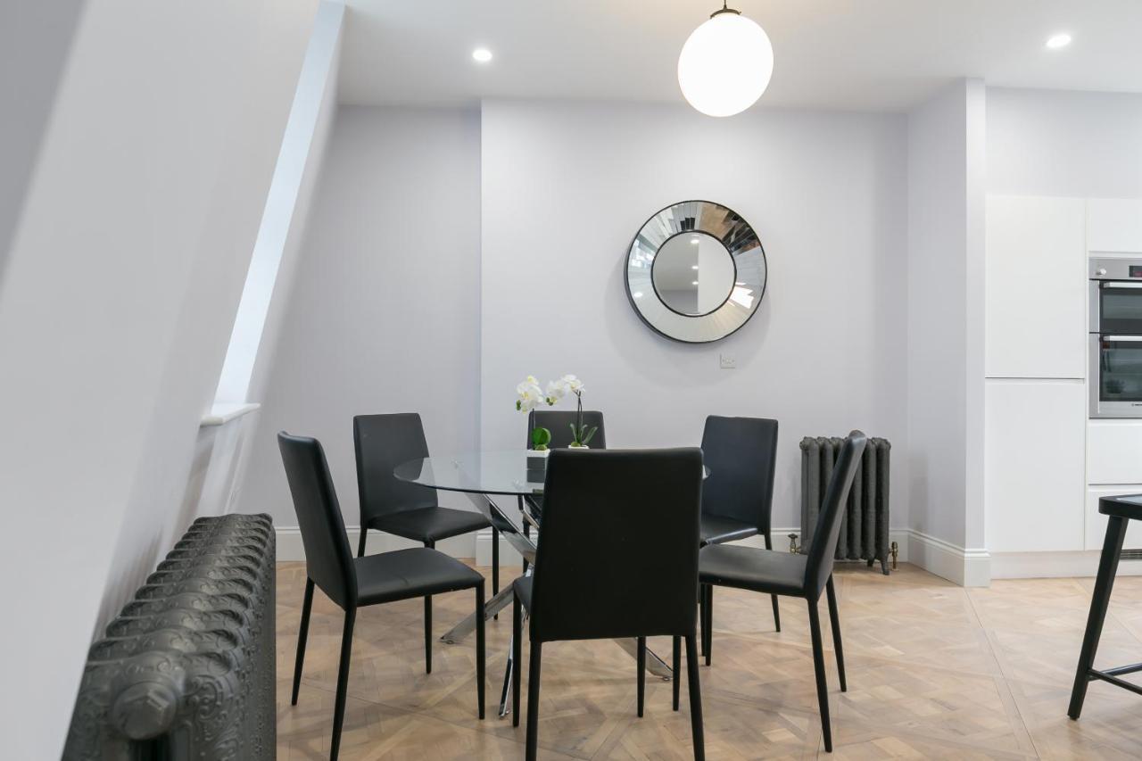 Urban Chic - Shaftesbury *