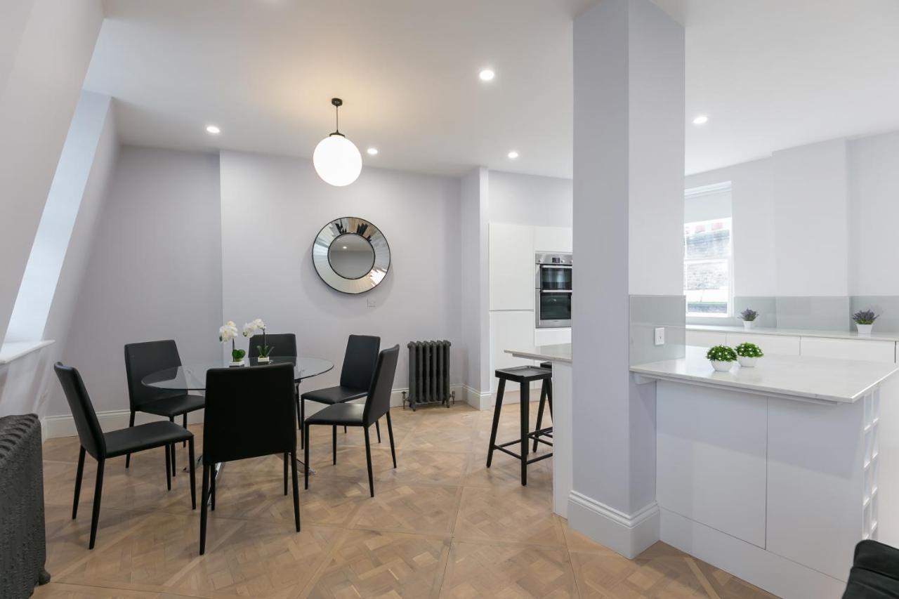 Urban Chic - Shaftesbury *