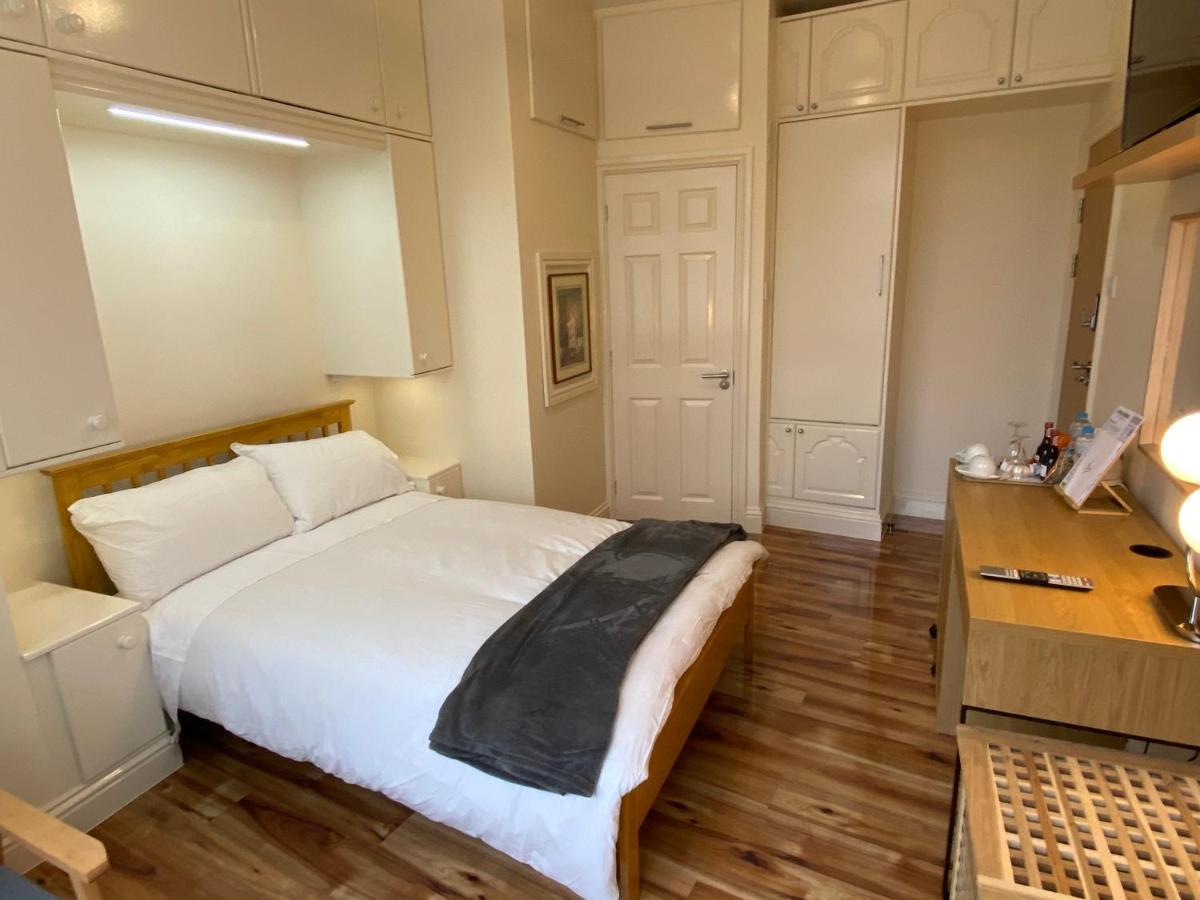 Guest house Chatsworth *