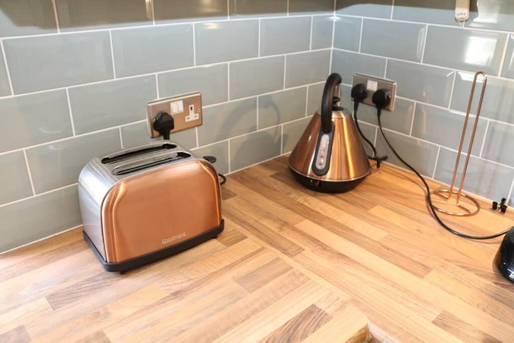 Apartment Large 3 Bedroom In Gated Development