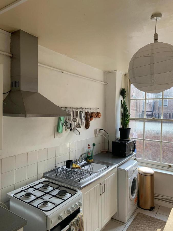 Charming 3-bed In Apartment