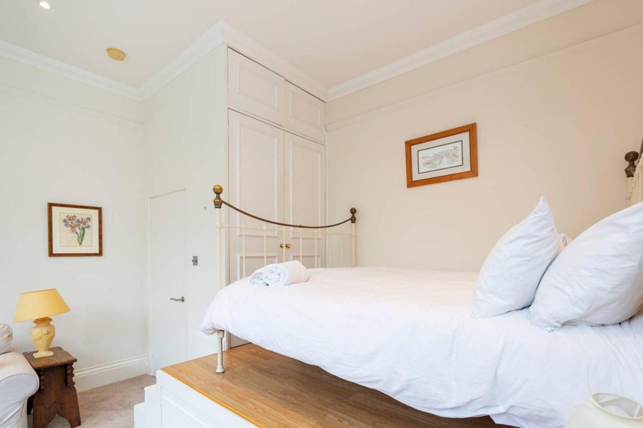 Charming Studio Near Clapham Common Apartment *