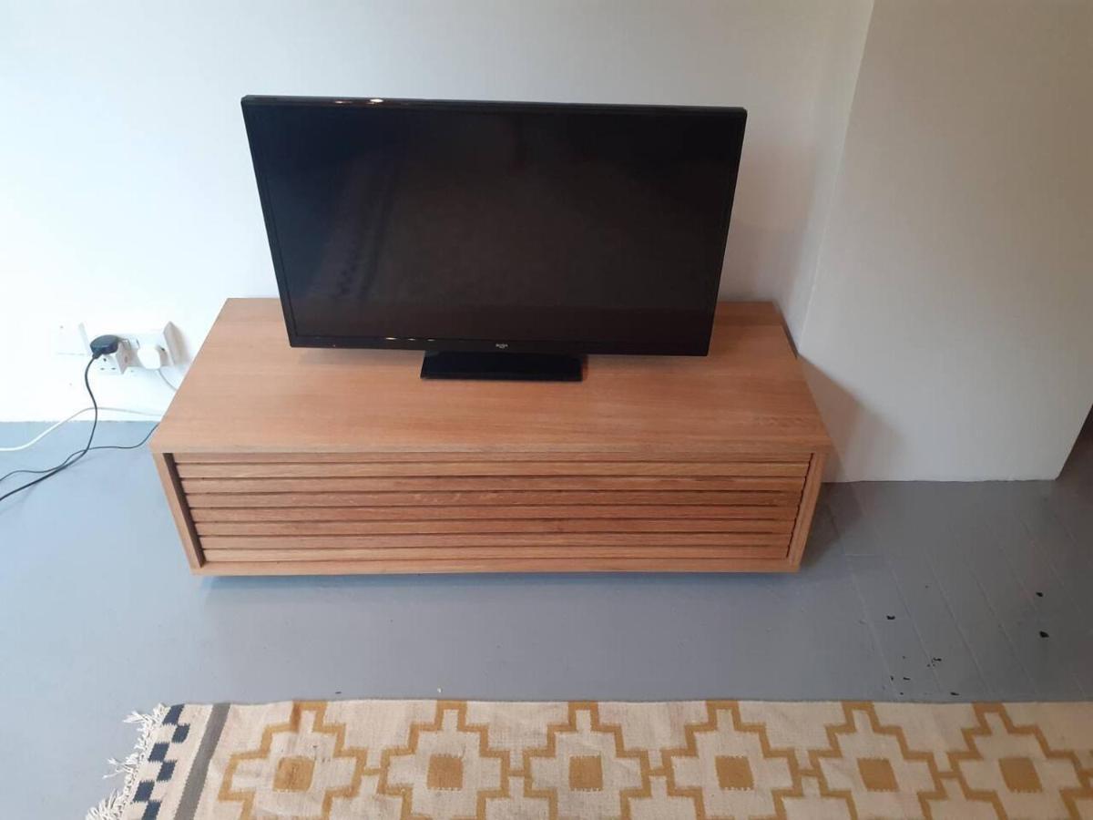3 Bed With Garden In Zone One Se1 Apartment