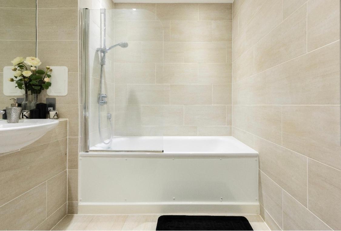 Lovely 2 Bed 15mins From Bond St *