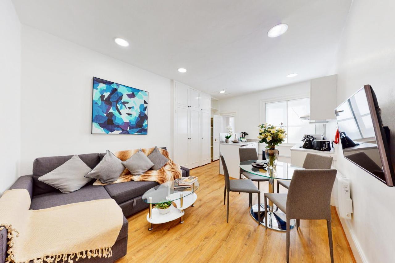 Park Lane Jermyn Street Apartment London