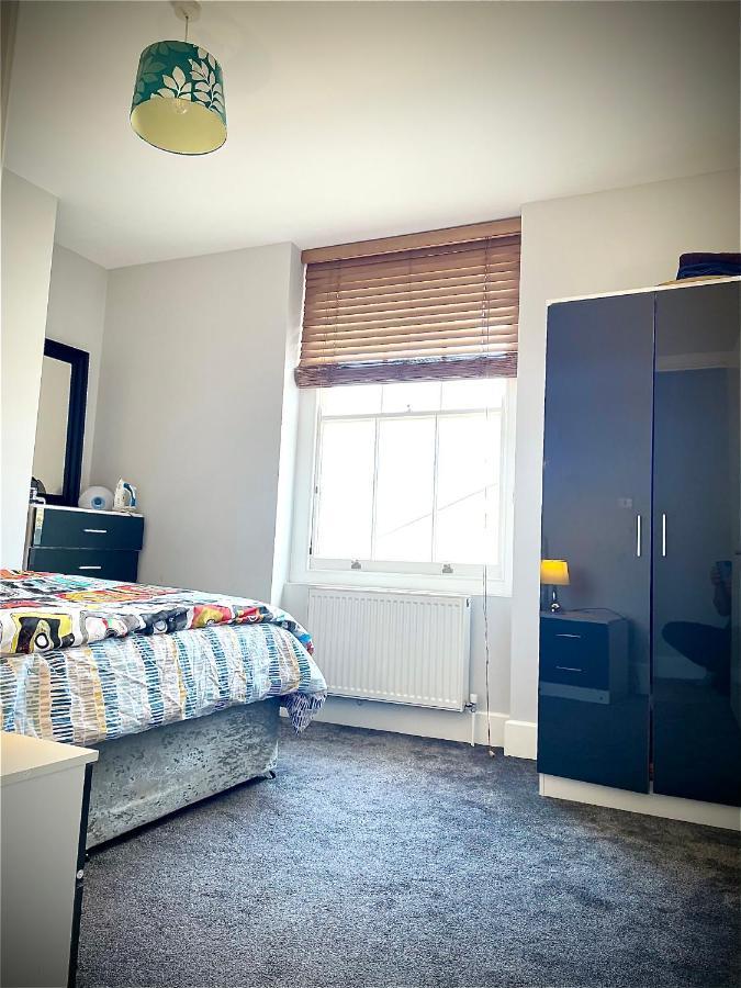 Camden Large 2 Bedroom Flat Gasthof London